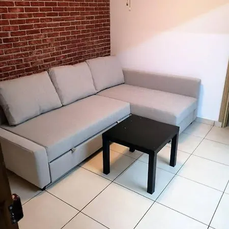 Cozy & Tiny & Newly Renovated House Dom wakacyjny Larnaca