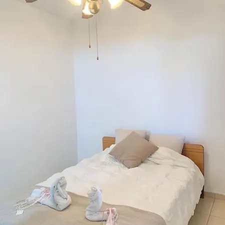Cozy & Tiny & Newly Renovated House Larnaca
